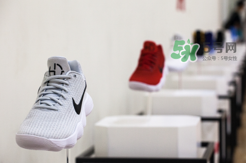 nike hyperdunk 2017尺碼怎么選？hyperdunk2017鞋碼正嗎？