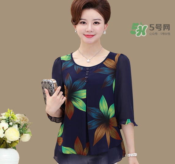 閏六月為什么要給媽媽買衣服？閏六月給媽媽買什么？