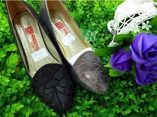 閏月鞋什么時(shí)候買2017？閏月鞋應(yīng)該買什么顏色？