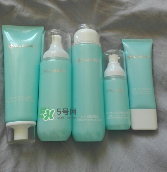 京潤珍珠水之源套裝好用嗎？京潤珍珠水之源套裝怎么樣？