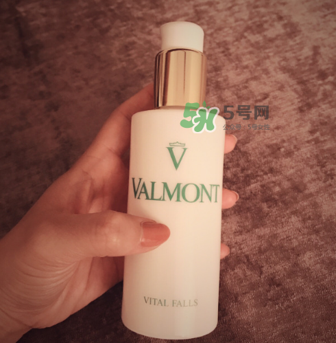 法爾曼生命之泉爽膚水怎么樣？法爾曼生命之泉潤膚露好用嗎？