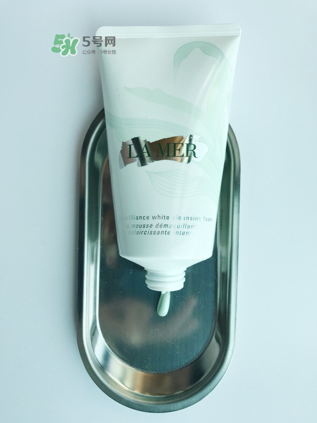 夏天用什么洗面奶好 夏天用什么洗面奶比較好 夏天用什么洗面奶好 夏天用什么洗面奶比較好