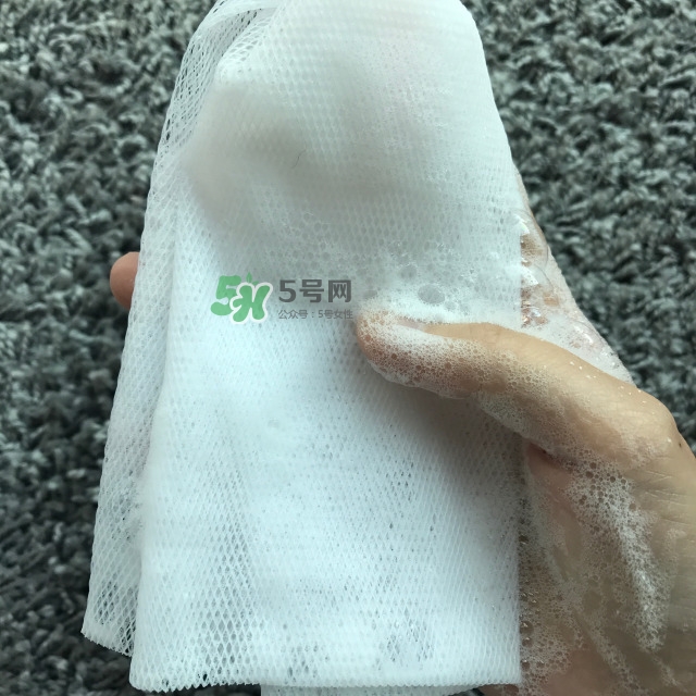 夏天用什么洗面奶好 夏天用什么洗面奶比較好 夏天用什么洗面奶好 夏天用什么洗面奶比較好