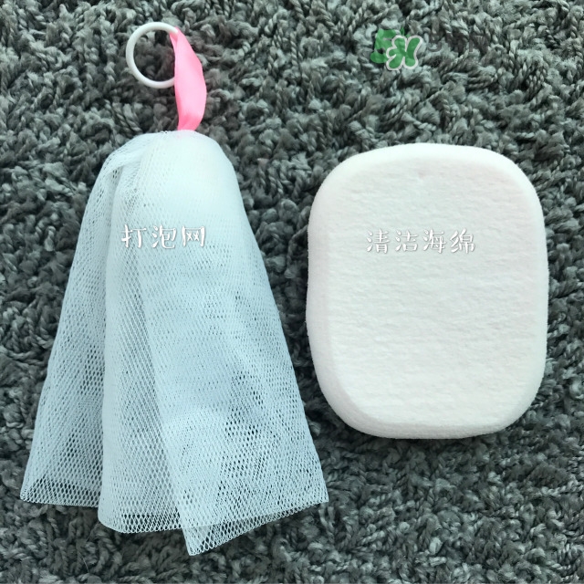 夏天用什么洗面奶好 夏天用什么洗面奶比較好 夏天用什么洗面奶好 夏天用什么洗面奶比較好