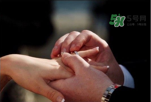 2017閏六月可以訂婚嗎？2017閏六月訂婚好嗎？