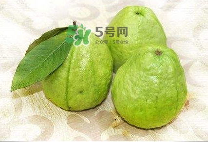 芭樂要削皮嗎？吃芭樂有什么好處？