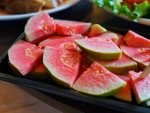 芭樂是番石榴嗎？芭樂是什么水果