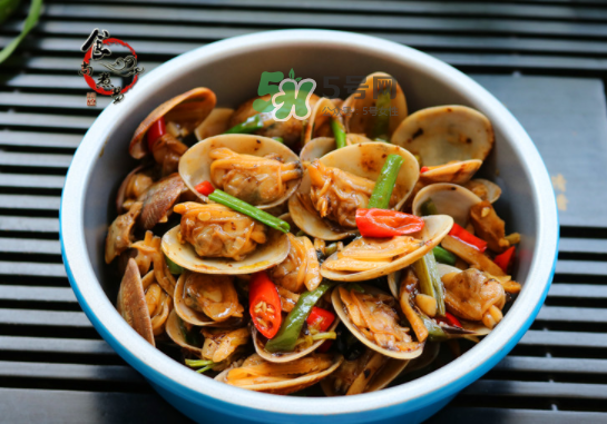 花蛤不能和什么同食？花蛤不能和什么一起吃？