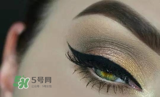 zoeva長(zhǎng)相思眼影盤色號(hào)試色 zoeva長(zhǎng)相思試色圖 zoeva長(zhǎng)相思眼影盤色號(hào)試色 zoeva長(zhǎng)相思試色圖