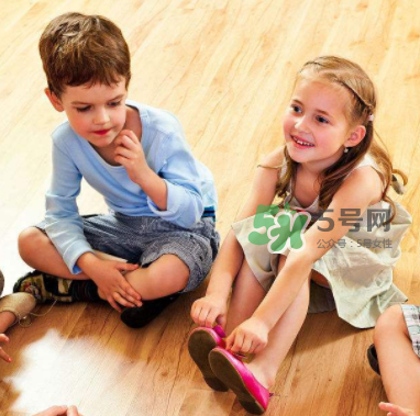 上幼兒園前應(yīng)該學(xué)會(huì)什么？上幼兒園前要學(xué)會(huì)什么？