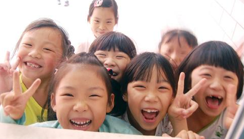 孩子在幼兒園受欺負(fù)怎么辦？孩子在幼兒園不合群怎么辦？