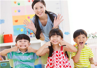 暑假孩子不寫作業(yè)怎么辦？暑假不想寫作業(yè)怎么教育？