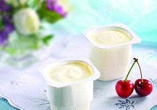 芭樂能和酸奶一起吃嗎？酸奶可以和芭樂一起吃嗎