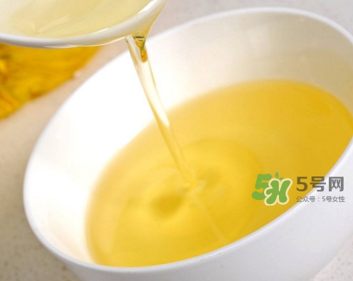 轉(zhuǎn)基因大豆油能吃嗎？轉(zhuǎn)基因大豆油有什么危害？