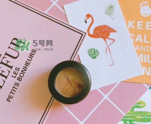 mac焦點(diǎn)小眼影怎么樣？mac時(shí)尚焦點(diǎn)小眼影好用嗎