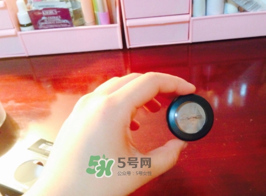 mac時(shí)尚焦點(diǎn)小眼影多少錢？mac焦點(diǎn)小眼影專柜價(jià)格