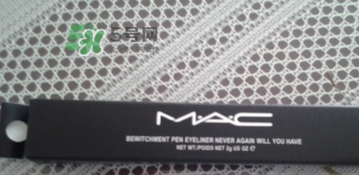 mac眼線液筆怎么用？mac魅可眼線液筆使用方法