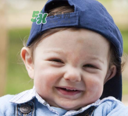 怎么判斷肚子里面有沒有蟲？孩子肚子里面有蟲子什么癥狀？