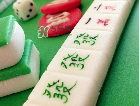 為什么叫翻糖蛋糕？翻糖蛋糕為什么那么貴