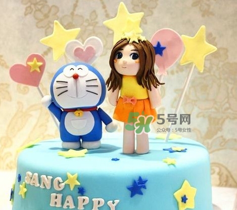 翻糖蛋糕制作都需要哪些？做一個(gè)翻糖蛋糕需要多長(zhǎng)時(shí)間