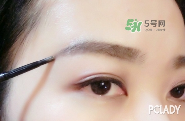 mac眉筆怎么用？mac魅可眉筆怎么削