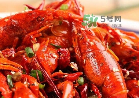 小龍蝦腹部黑線是什么_小龍蝦腹部黑線怎么去除 小龍蝦腹部黑線是什么_小龍蝦腹部黑線怎么去除