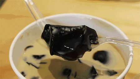 仙草凍怎么吃？仙草粉做的仙草凍怎么會(huì)有點(diǎn)苦