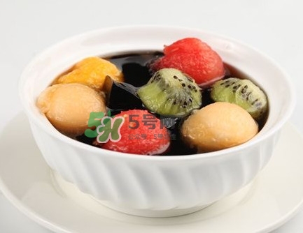 仙草凍熬好多久能成型？仙草凍添加什么才會結(jié)凍