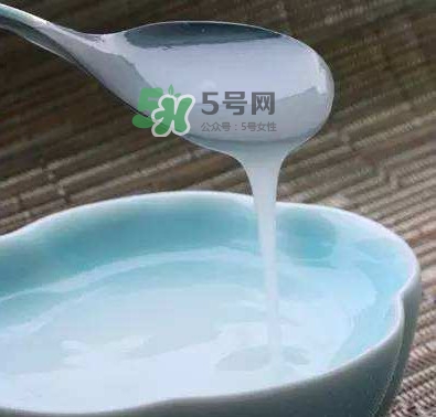 仙草凍熬好多久能成型？仙草凍添加什么才會結(jié)凍