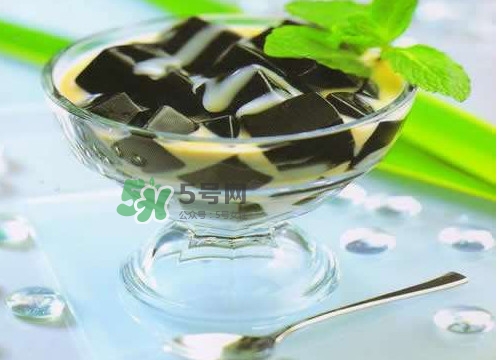 仙草凍是什么？仙草粉怎么煮成仙草凍