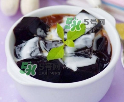 孕婦可以吃仙草凍嗎？仙草凍孕婦能吃嗎