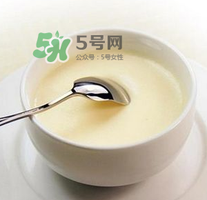 牛初乳粉什么時候吃最好？牛初乳粉的吃法是怎么樣的？