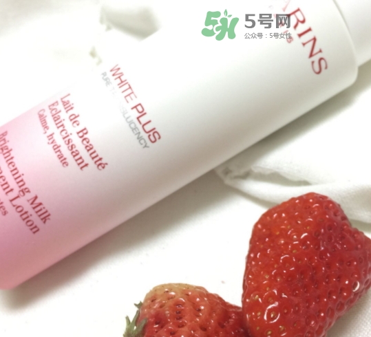 嬌韻詩牛奶水新版舊版區(qū)別 嬌韻詩牛奶水多少錢 嬌韻詩牛奶水新版舊版區(qū)別 嬌韻詩牛奶水多少錢