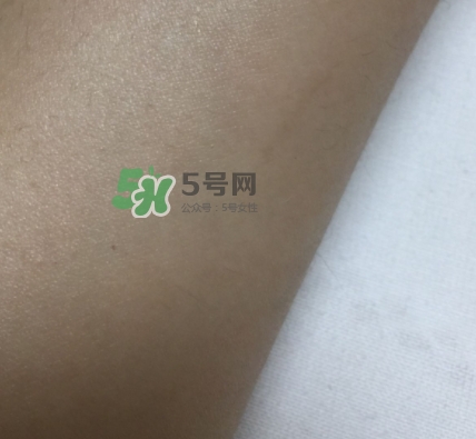 嬌韻詩牛奶水新版舊版區(qū)別 嬌韻詩牛奶水多少錢 嬌韻詩牛奶水新版舊版區(qū)別 嬌韻詩牛奶水多少錢