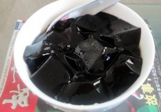 燒仙草是黑涼粉嗎？燒仙草和黑涼粉的區(qū)別