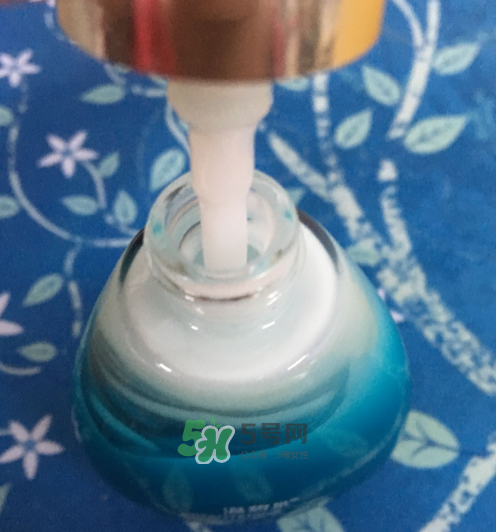 溫碧泉明星復(fù)合水精華怎么用？溫碧泉明星復(fù)合水精華用法