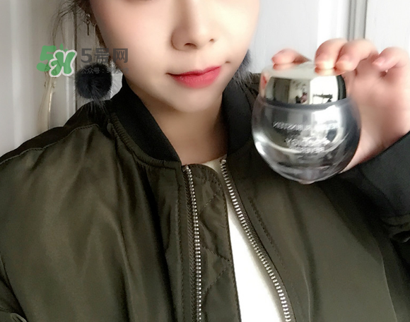 赫蓮娜至美溯顏菁華霜好用嗎？赫蓮娜至美溯顏菁華霜怎么樣？