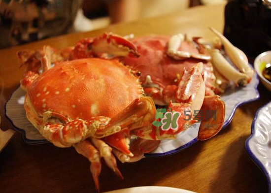 梭子蟹是寒性的嗎？梭子蟹哪些人不能吃？