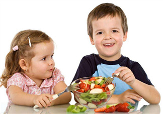 兒童挑食偏食怎么辦？兒童挑食是什么原因?qū)е碌模?><p><strong>兒童挑食偏食怎么辦？兒童挑食是什么原因?qū)е碌模?/strong></p></a></li> <li><a href=