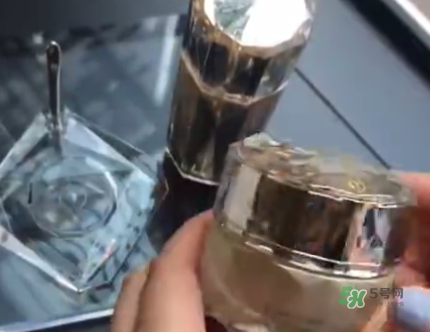 cpb精質(zhì)光采粉底乳霜怎么樣_cpb2017精質(zhì)乳霜好用嗎 cpb精質(zhì)光采粉底乳霜怎么樣_cpb2017精質(zhì)乳霜好用嗎