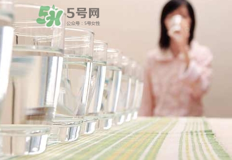 農(nóng)夫山泉樂瓶怎么樣_農(nóng)夫山泉樂瓶特點和味道 農(nóng)夫山泉樂瓶怎么樣_農(nóng)夫山泉樂瓶特點和味道