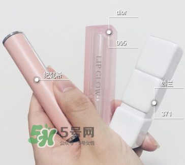 紀(jì)梵希變色唇膏和迪奧變色唇膏哪個好_怎么選？