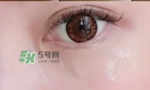 axxzia曉姿眼部精華怎么樣？曉姿眼部精華怎么用