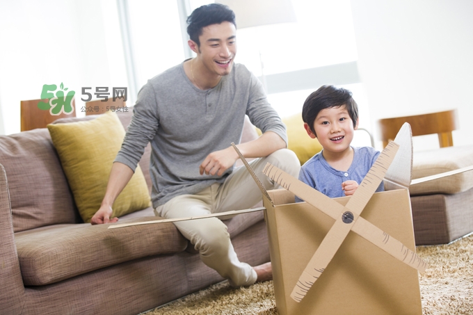 親子玩桌游，要刻意讓孩子贏嗎？