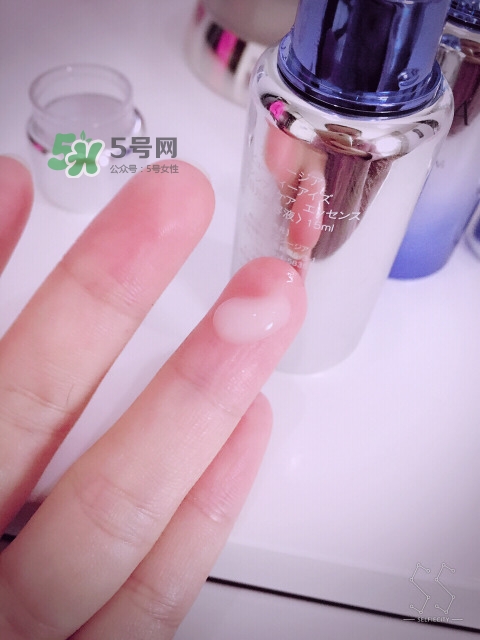 axxzia曉姿眼部精華怎么樣？曉姿眼部精華怎么用