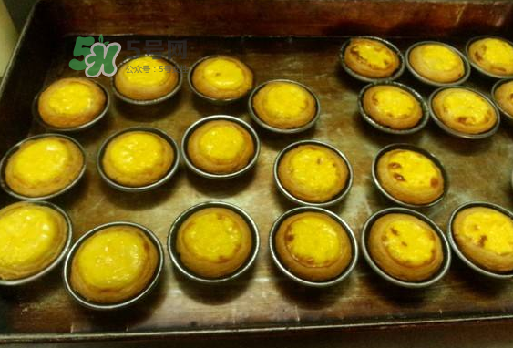 烤蛋撻烤箱預(yù)熱要多久？烤蛋撻用上火還是下火？