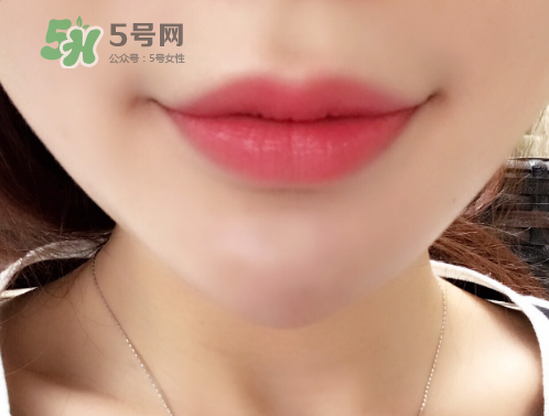 tf白管05和07哪個(gè)好看？tom ford白管05和07試色對(duì)比