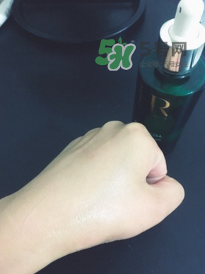 hr綠寶瓶精華好用嗎？hr綠寶瓶精華怎么樣？