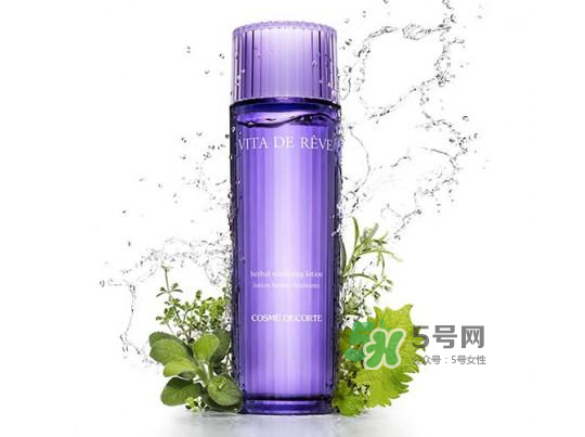 dermafirm德妃紫蘇水變色怎么回事？德妃紫蘇水什么顏色？