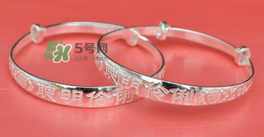 銀首飾可以以舊換新嗎？銀首飾以舊換新折舊費(fèi)多少？